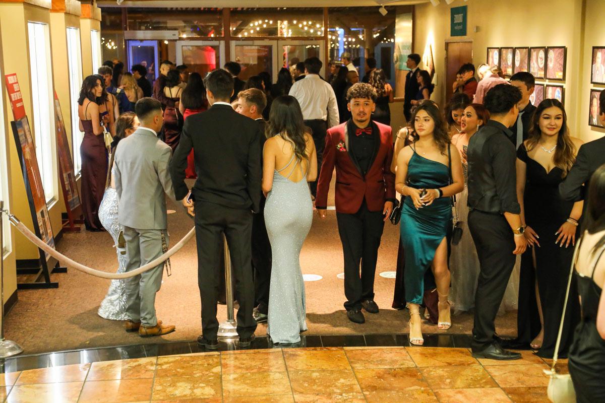 Host Prom, Homecoming, Dances at the 印度n Pueblo Cultural Center